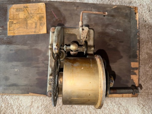 Victrola phonograph motor - phonograph,
